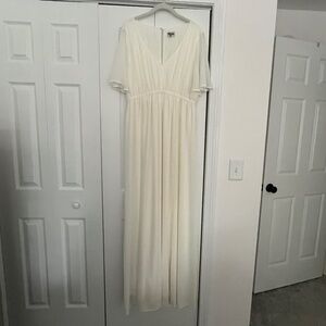 Pretty & super comfy gown for maternity or newborn/postpartum portraits